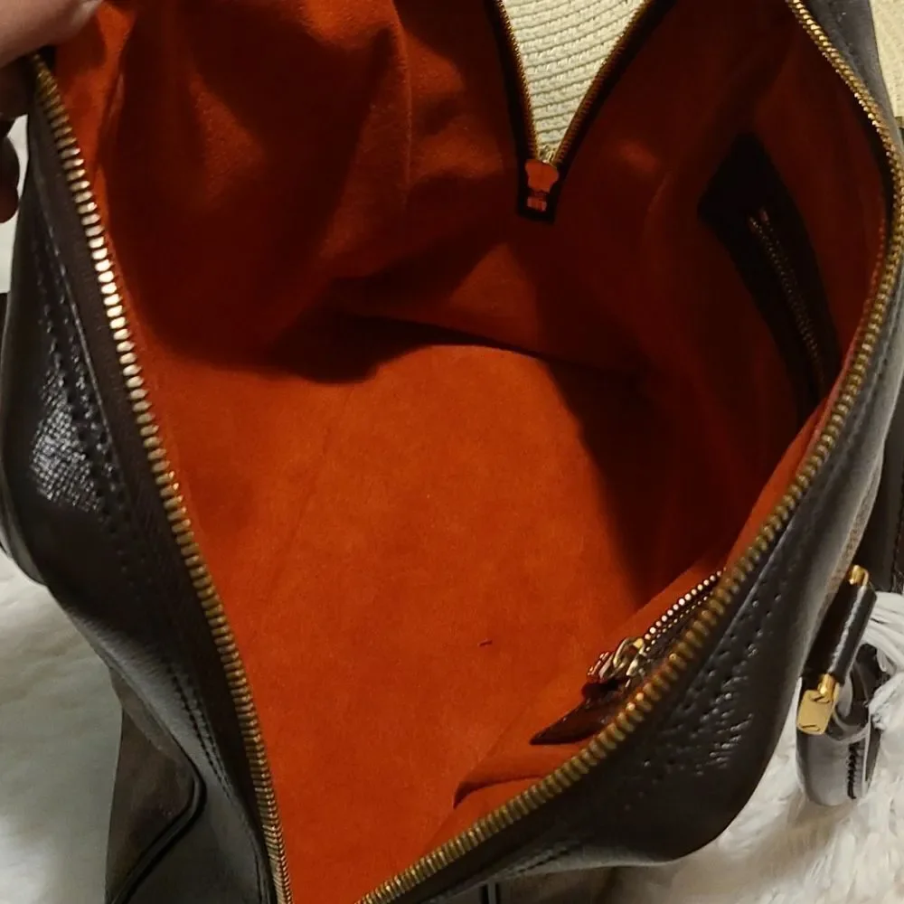 💯 Authentic Damier Louis Vuitton Brera 🍀